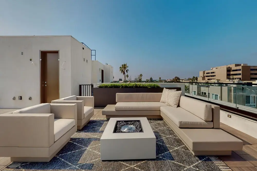 Penthouse Rentals With Security In Beverly Hills Reference: Delyla Penthouse